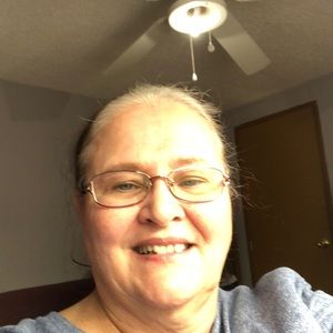 Meet your Posher, Vickie